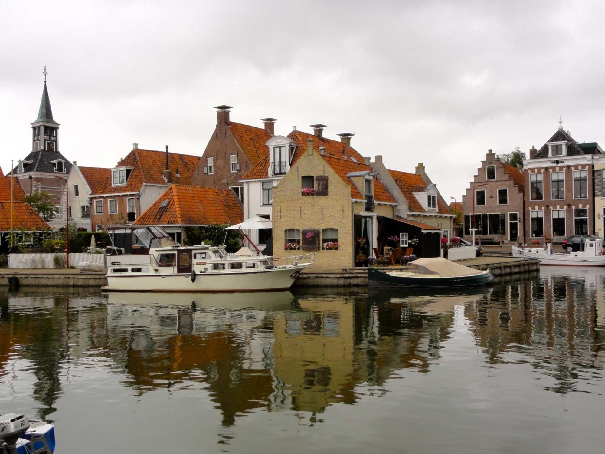 Appartement Ijsselmeer Makkum Strand Buitenkant foto