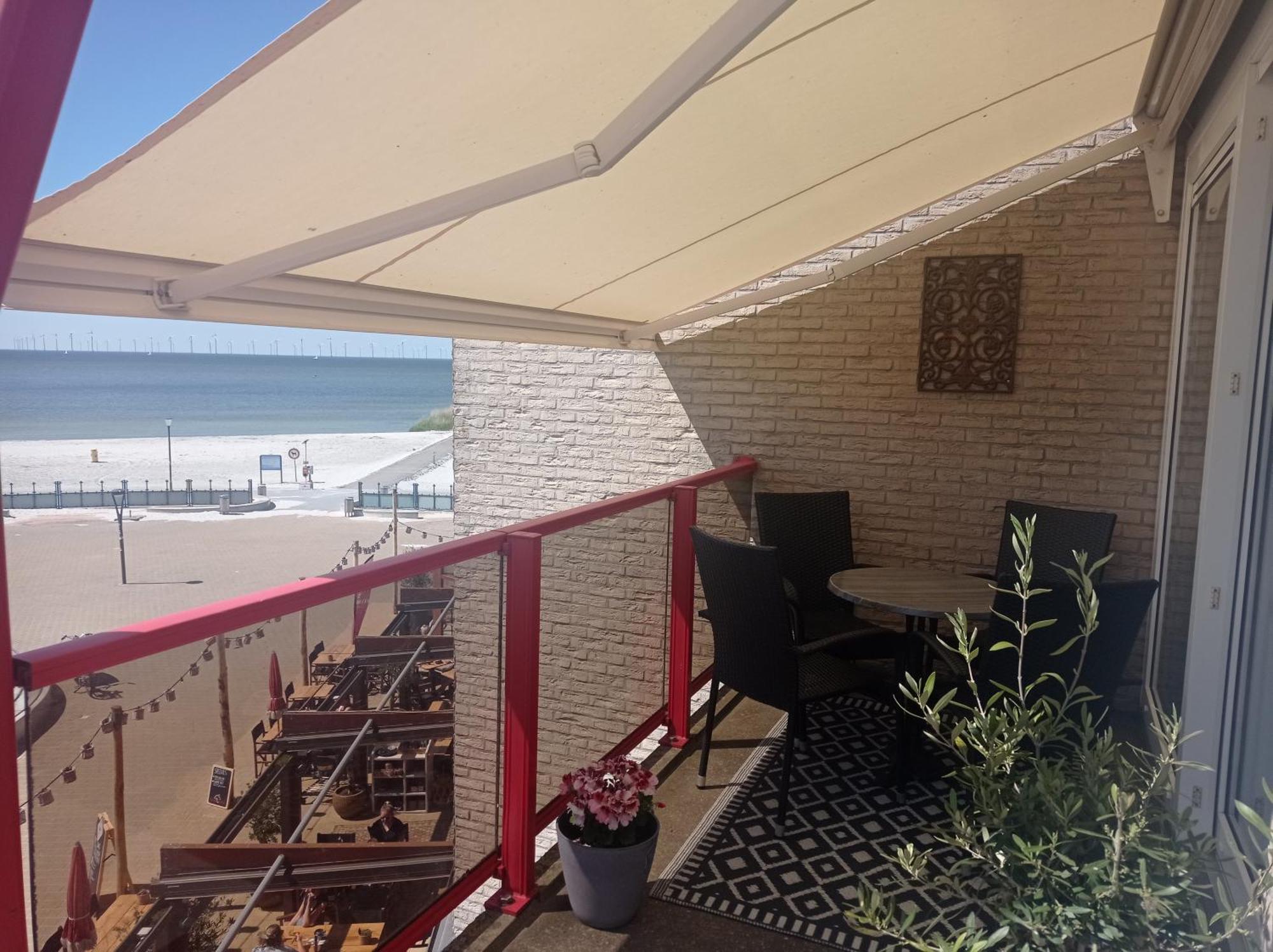 Appartement Ijsselmeer Makkum Strand Buitenkant foto